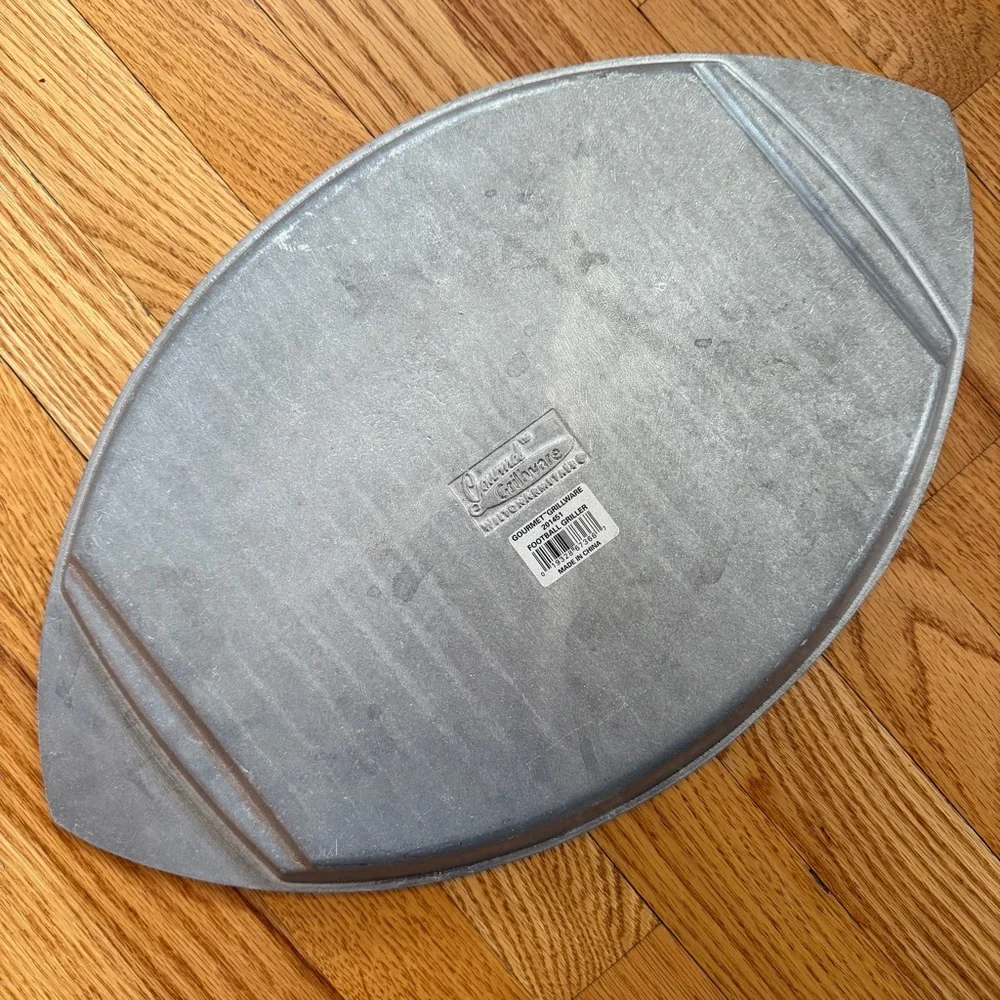 Wilson Armetale Football Grillware Griller Platter NWT Game Day BBQ | Brand New